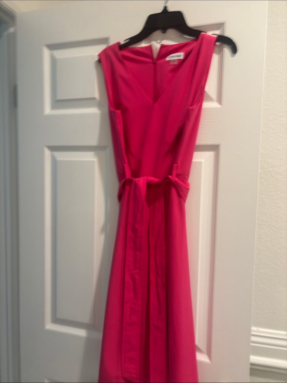 Calvin Klein Vibrant Fuchsia Sleeveless Midi Dress with Self Tie